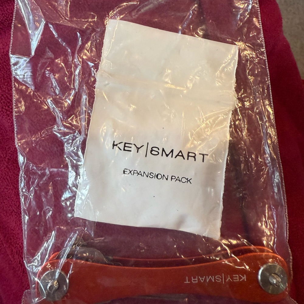 KeySmart and Expansion Pack in Red